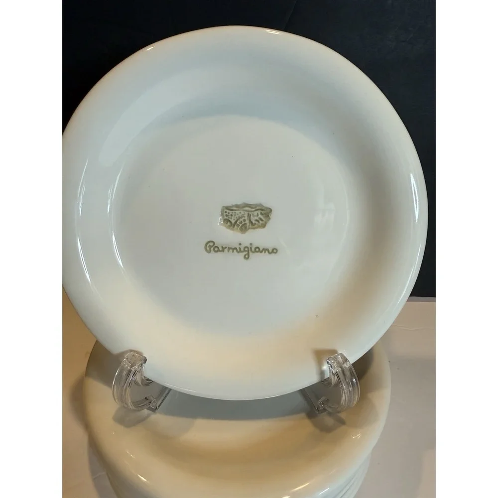 Williams Sonoma Cheese Series  Embossed Appetizer Plates Set of 6 With Box